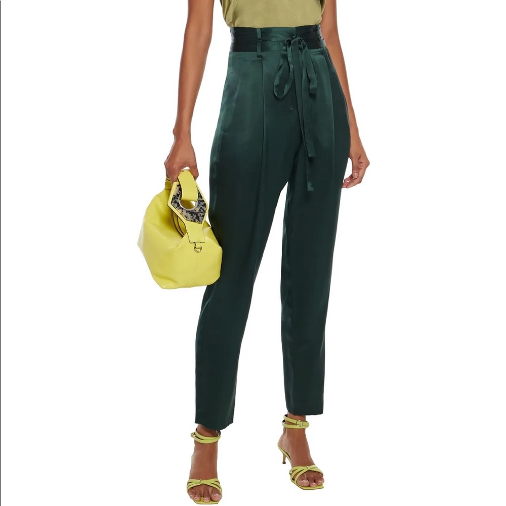Michelle Mason Woman Belted Silk-Charmeuse Tapered Pants Emerald